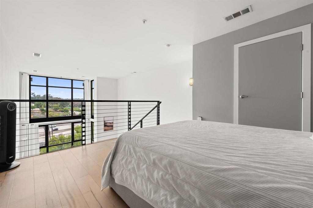 889 Date Street - photo 18