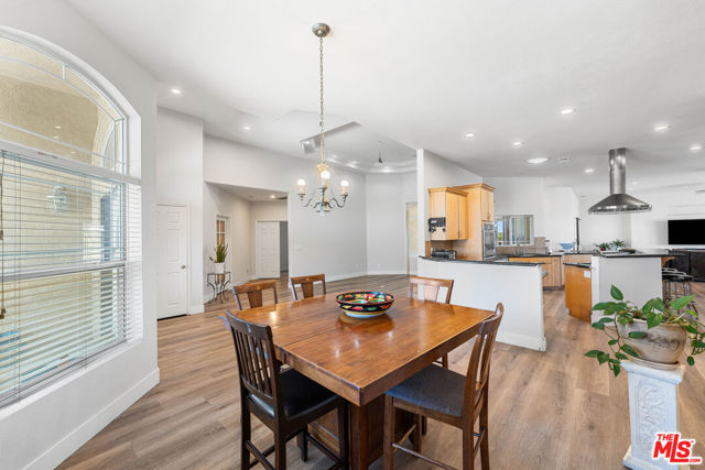 42094 W 21st Street, Lancaster CA: https://media.crmls.org/mediaz/f9df8a8e-4f33-414e-9e99-1bf69b0e3992.jpg