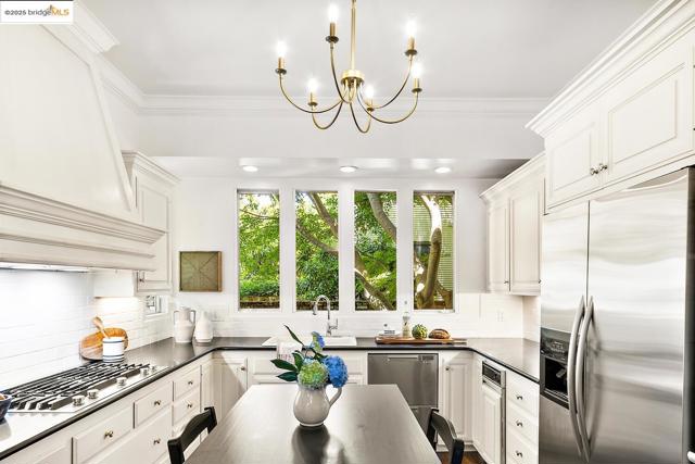 765 University Ave, Palo Alto CA: https://media.crmls.org/mediaz/f9dfa822-dd05-4a98-9c43-9734f948fbd6.jpg