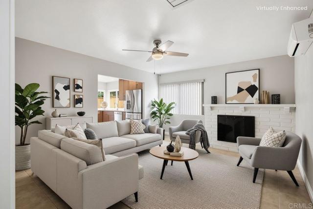 1711 Oak Hill Dr, Escondido CA: https://media.crmls.org/mediaz/f9dfb8b7-d078-45cf-bb37-690ce94559a6.jpg