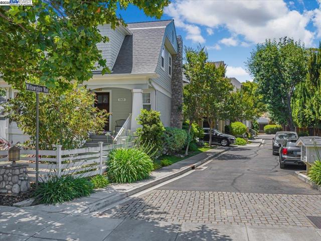 910 Willowshire Way, San Jose CA: https://media.crmls.org/mediaz/f9e0c765-ac80-49f7-9dff-7d3f0c384637.jpg