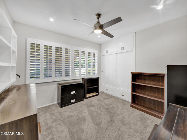5448 Bothwell Road, Tarzana CA: https://media.crmls.org/mediaz/f9e0d765-318c-4f00-affc-ceb61dea0d09.jpg