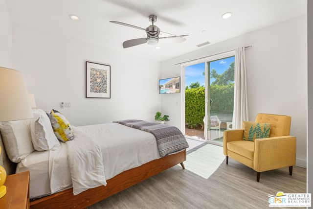 2461 N Junipero Avenue, Palm Springs, CA 92262