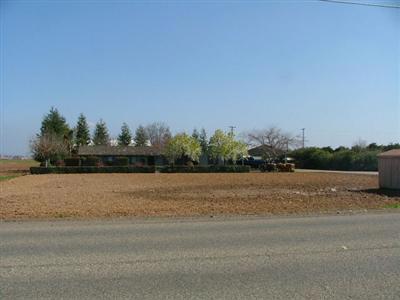 4588 N McCall, Sanger CA: https://media.crmls.org/mediaz/f9e22e5b-0cef-4939-aeea-a003f3c0a45e.jpg