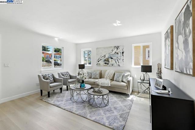 1739 E 22Nd St, Oakland CA: https://media.crmls.org/mediaz/f9e2e710-20a9-4158-8a54-a1aa1cfd00bc.jpg