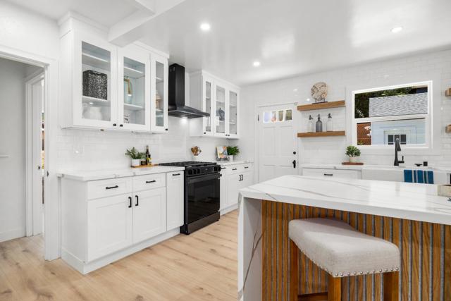 148 Reed Way, Santa Cruz CA: https://media.crmls.org/mediaz/f9e31853-7ddc-499e-afca-74aa4b92ad62.jpg