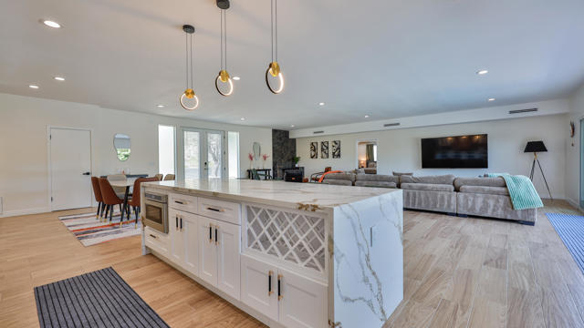 73042 Willow Street, Palm Desert CA: https://media.crmls.org/mediaz/f9e35580-d73b-4a7a-a7f8-0792e536271d.jpg