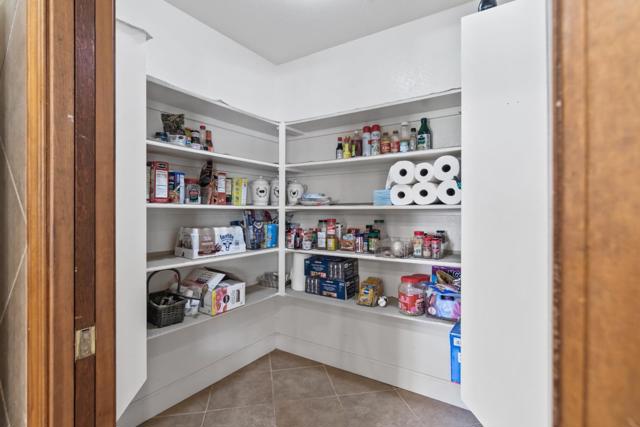 44734 Sun Valley Drive, King City CA: https://media.crmls.org/mediaz/f9e36242-a253-48f2-9329-e97f5734753b.jpg