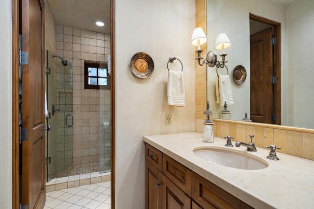 77205 Loma Vista, La Quinta CA: https://media.crmls.org/mediaz/f9e6a6ba-446a-46f1-b86c-d306ba655668.jpg