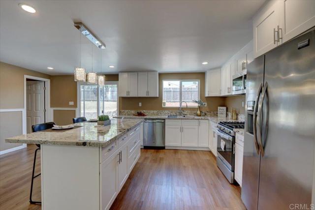 Detail Gallery Image 9 of 70 For 9579 Carlton Hills Blvd, Santee,  CA 92071 - 4 Beds | 2 Baths