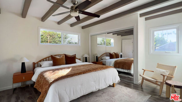 4427 S Wilton Place, Los Angeles CA: https://media.crmls.org/mediaz/f9e82c0c-f03b-44a1-804f-50683ead60fb.jpg