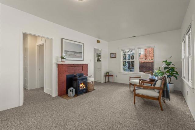 207 2nd Avenue, Santa Cruz CA: https://media.crmls.org/mediaz/f9e95c65-c7f6-4644-9432-f2df3b4ce8b0.jpg