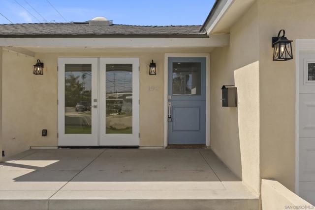291 Ebony Avenue, Imperial Beach CA: https://media.crmls.org/mediaz/f9e9c693-c8a4-44c0-9d16-33da24b712e2.jpg