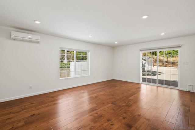 2821 N Arroyo Drive, San Diego CA: https://media.crmls.org/mediaz/f9ea2bc3-e28d-4706-a19c-8b04b2d780cd.jpg