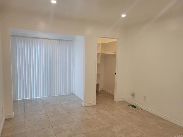 27735 Mountain Meadow Road, Escondido CA: https://media.crmls.org/mediaz/f9ea5cbb-c7f4-463b-8fb1-1ec786e6b79c.jpg