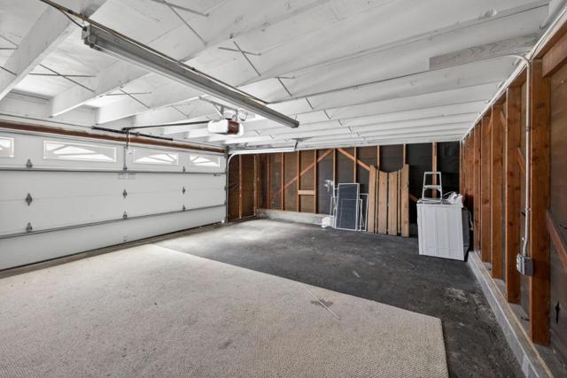 2169 Yorkshire Way, Mountain View CA: https://media.crmls.org/mediaz/f9ecaff4-b712-4016-aabe-751ef992aefb.jpg