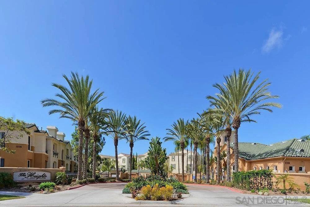 12370 Carmel Country Road #202