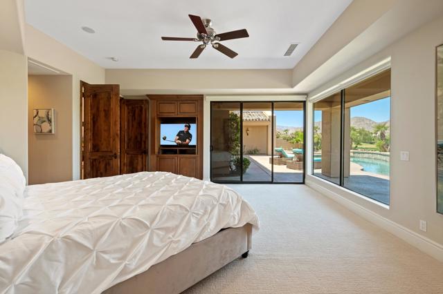 81080 Shinnecock, La Quinta CA: https://media.crmls.org/mediaz/f9ed1861-abf8-47b0-8e4e-5c51f6faf0b2.jpg