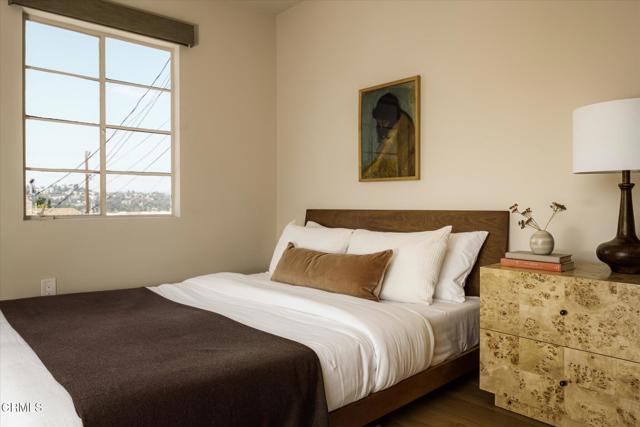 3029 isabel dr Drive, Los Angeles CA: https://media.crmls.org/mediaz/f9edf42a-c7f7-4e62-a0e4-ec9a444b3705.jpg