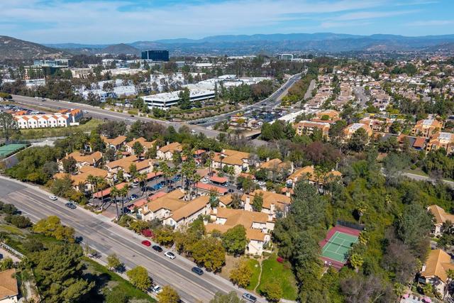 Detail Gallery Image 24 of 26 For 11337 Avenida De Los Lobos #C,  San Diego,  CA 92127 - 2 Beds | 2 Baths