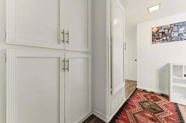 3116 Groton Way, San Diego CA: https://media.crmls.org/mediaz/f9f0215f-86f1-439e-91e4-42e5397ec30e.jpg