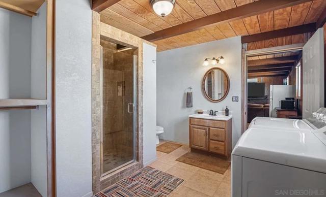 21100 Paseo Montana, Murrieta CA: https://media.crmls.org/mediaz/f9f03855-f033-464d-b879-c0fbd6d3f17c.jpg