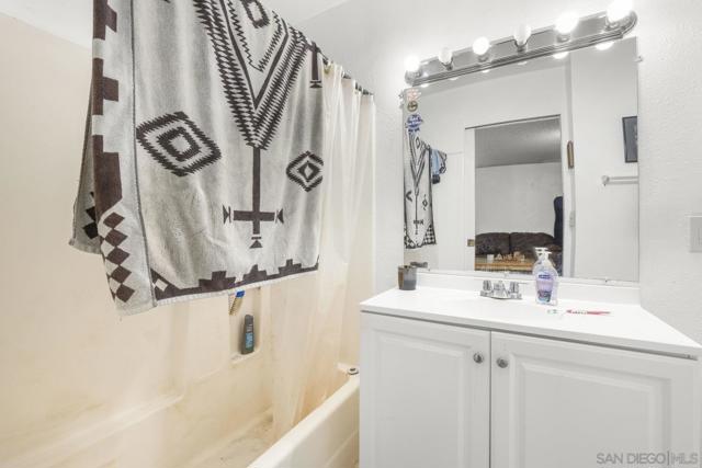 3389 91 C Street, San Diego CA: https://media.crmls.org/mediaz/f9f5251e-fb27-4655-a4cf-77d278a43e1a.jpg