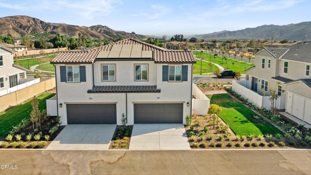 Detail Gallery Image 4 of 23 For 337 Grapefruit Ln, Piru,  CA 93040 - 3 Beds | 2/1 Baths