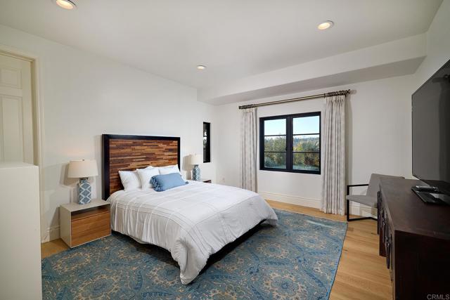 Detail Gallery Image 28 of 43 For 4773 El Mirlo, Rancho Santa Fe,  CA 92067 - 5 Beds | 6/1 Baths