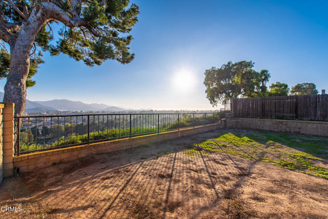 Detail Gallery Image 29 of 42 For 5174 Laurel Park Dr, Camarillo,  CA 93012 - 3 Beds | 2 Baths