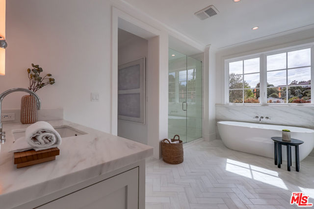 Drew Fenton | 427 N Bundy Drive Los Angeles CA | MLS: 7182819