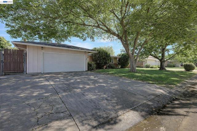 Image 1 of 35 For 1816 Eastern Avenue