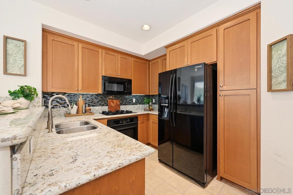 4611 Central Plaza - photo 8