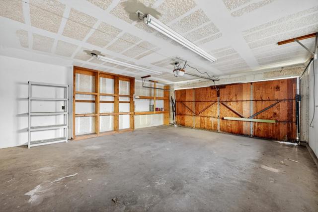 18848 Eisenhower Street, Salinas CA: https://media.crmls.org/mediaz/f9fb6998-6919-4989-aaed-489710232cd9.jpg