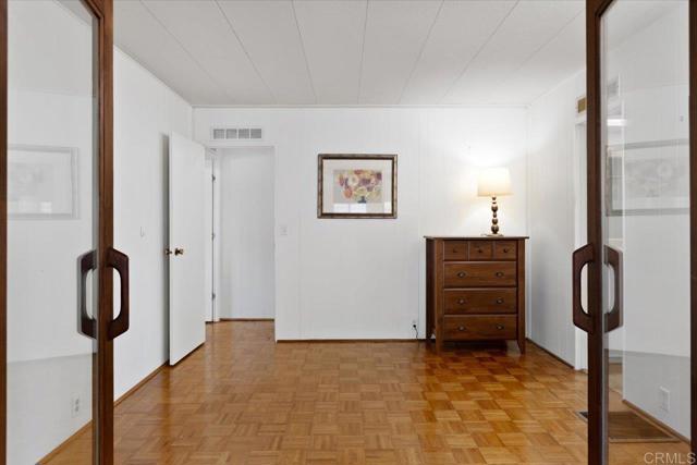 8975 Lawrence Welk Dr, Escondido CA: https://media.crmls.org/mediaz/f9fbf159-b2e4-4a1a-a8bc-06f2e5ed6e15.jpg