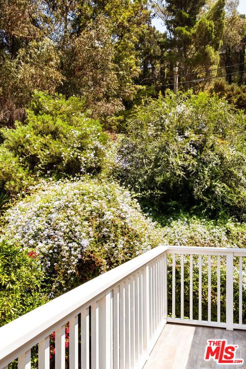 2204 Stanley Hills Drive, Los Angeles CA: https://media.crmls.org/mediaz/f9fd3ee0-1672-45c8-bf4e-555dbc7a6ff2.jpg