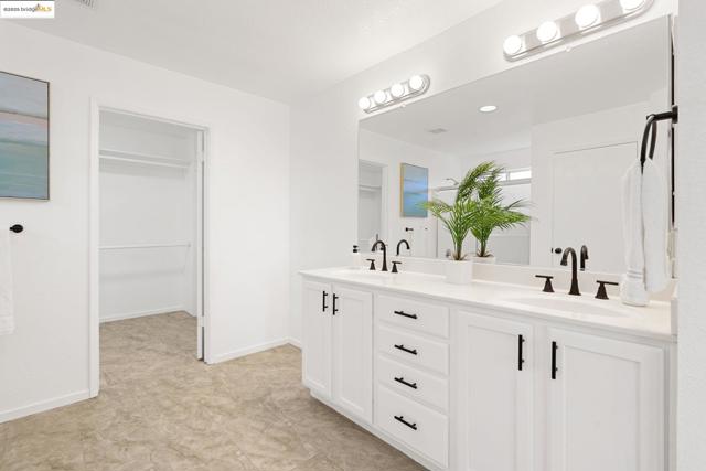 Image 17 of 32 For 3113 Carmel Bay Rd
