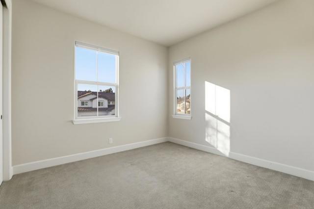 Image 22 of 42 For 2582 Minuet Drive