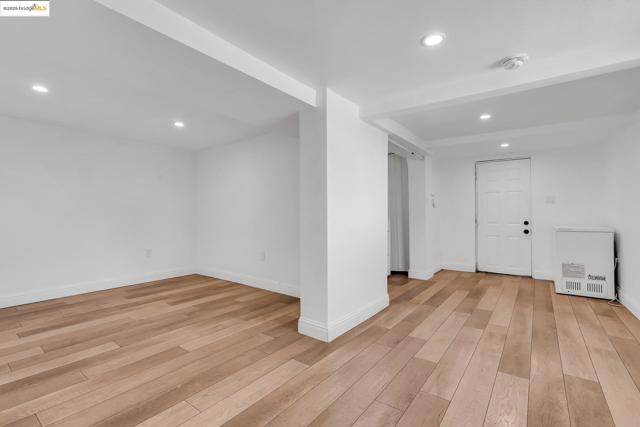 2350 W Shell Ave, Martinez CA: https://media.crmls.org/mediaz/fa000915-3ce7-49ad-a3df-0064b689b211.jpg