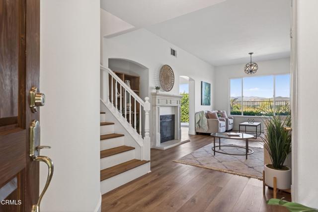 Detail Gallery Image 6 of 66 For 931 Corte Augusta, Camarillo,  CA 93010 - 3 Beds | 2/1 Baths