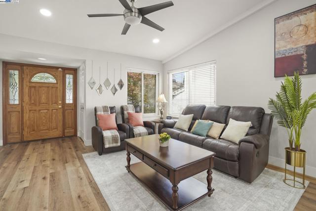 3104 sombrero circle, San Ramon CA: https://media.crmls.org/mediaz/fa015882-2682-4e7c-9c4f-a79973b69398.jpg