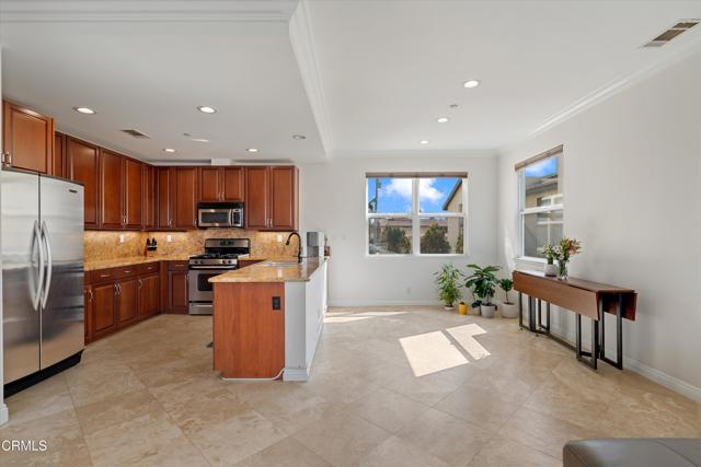 Detail Gallery Image 4 of 29 For 4442 Green Ave, Los Alamitos,  CA 90720 - 3 Beds | 2/1 Baths