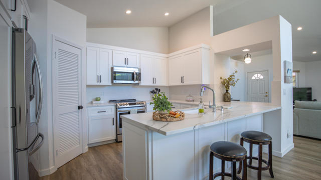 42706 Liolios Drive, Palm Desert, CA 92211
