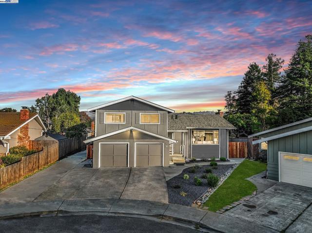 1933 Riverbank, Castro Valley CA: https://media.crmls.org/mediaz/fa02c47d-5968-490b-b356-641db0e164d5.jpg