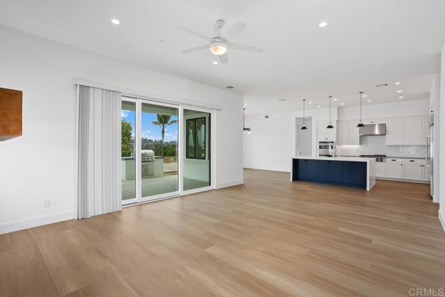 1215 Stonemark Place, Vista CA: https://media.crmls.org/mediaz/fa02db59-9d17-410e-8cc1-acdd84def553.jpg