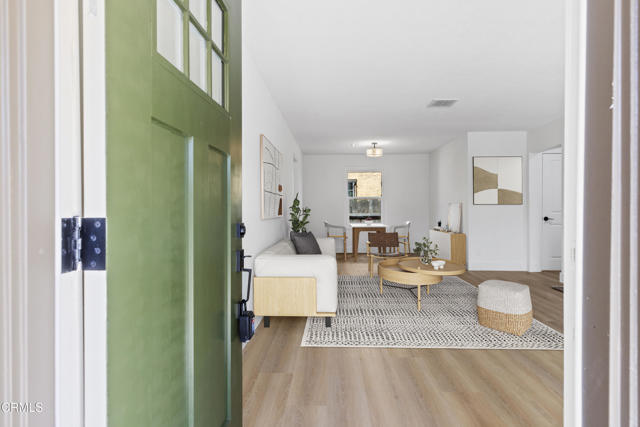 Detail Gallery Image 5 of 30 For 2121 Scribner St, Stockton,  CA 95206 - 3 Beds | 1 Baths