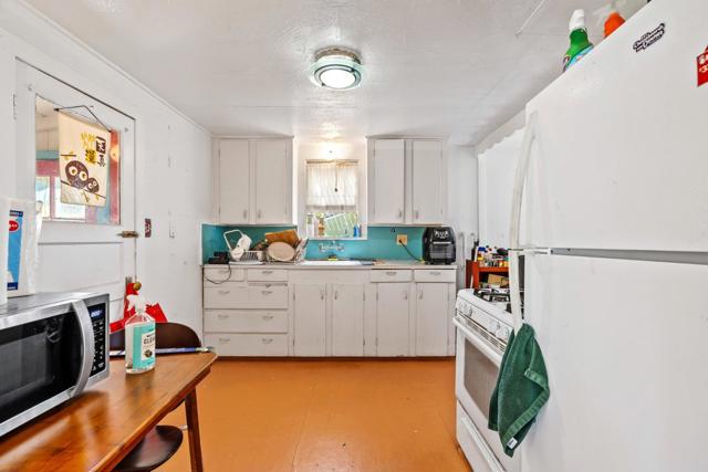 1430 Merrill Street, Santa Cruz CA: https://media.crmls.org/mediaz/fa04a258-de3a-4f9d-9b4d-7a5bf04fc6b8.jpg