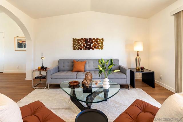 2001 Camino Parocela E #C22, Palm Springs, CA 92264