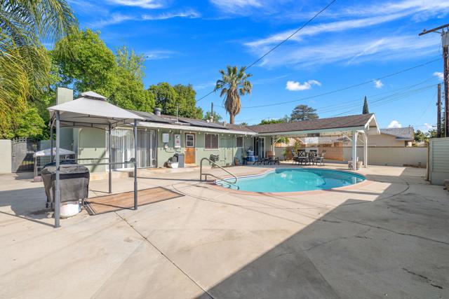 3774 Maywood Court, San Bernardino CA: https://media.crmls.org/mediaz/fa054ba3-d750-4aee-b855-73a792ff1e38.jpg