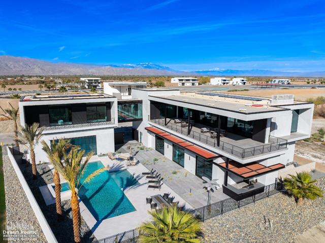 61006 Watkins Glen Dr, Thermal CA: https://media.crmls.org/mediaz/fa086e48-1ef5-4e47-b361-e9039a9c816a.jpg